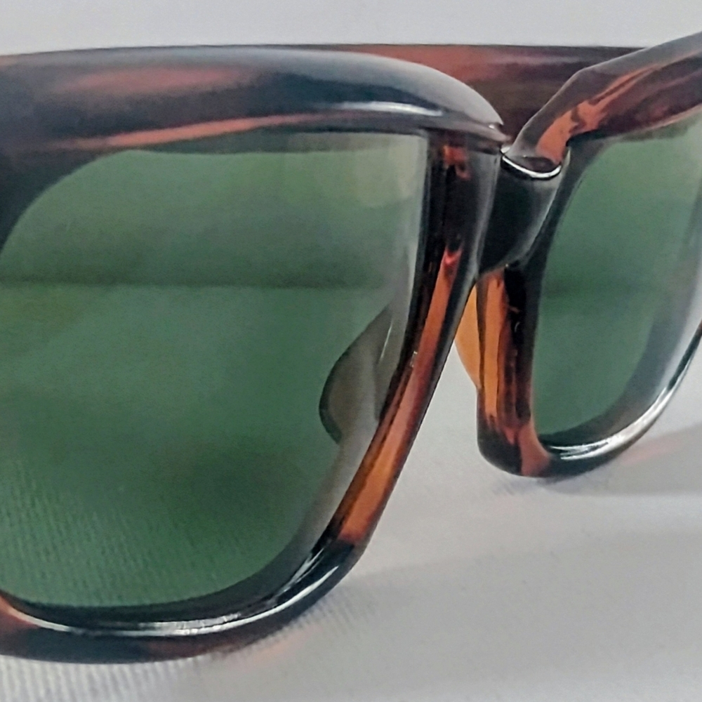Vintage Large Faux Tortoise Sunglass NOS  ITALY